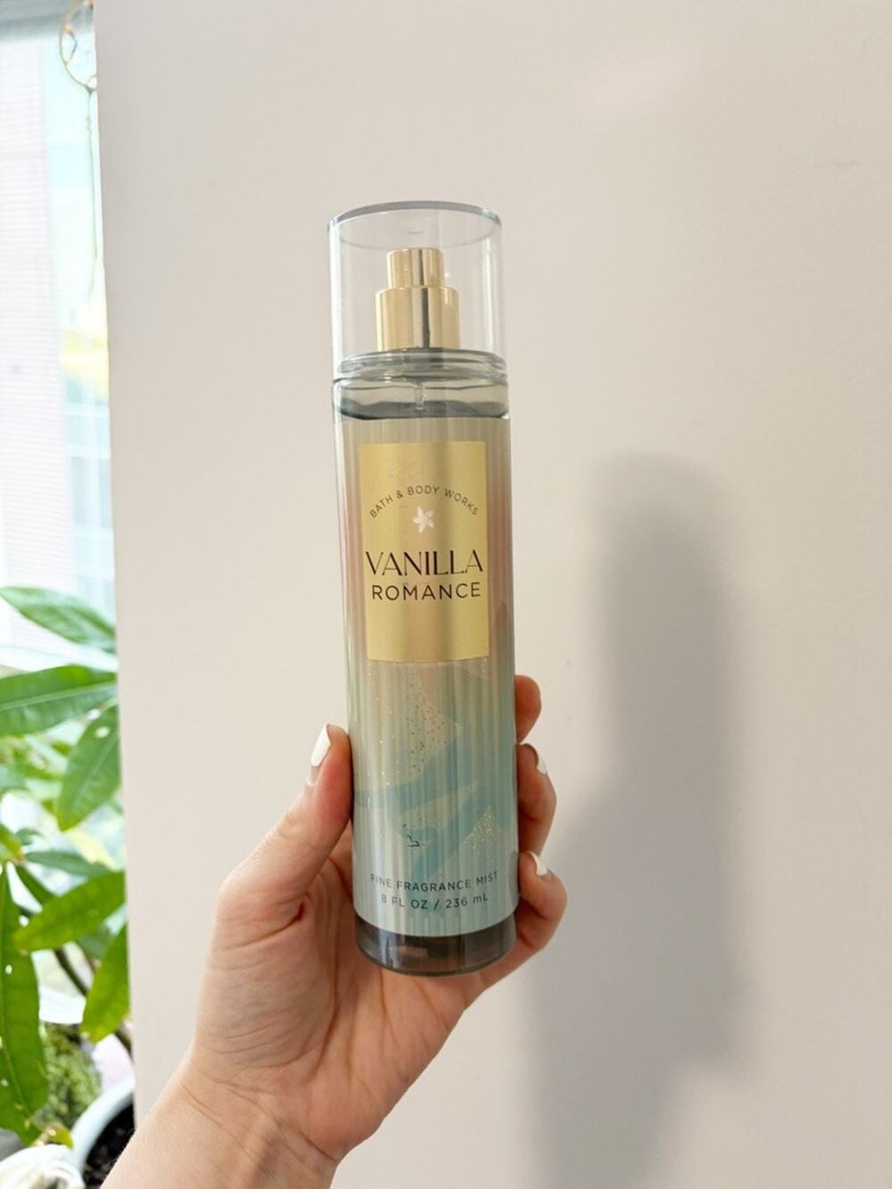 NEW Bath & Body Works Vanilla Romance Body Mist